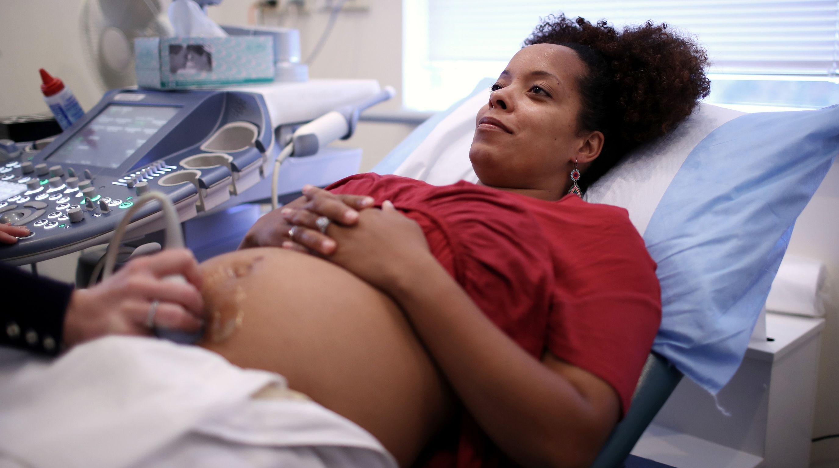 Trichomoniasis During Pregnancy: Risks, Symptoms, Testing, and Treatment