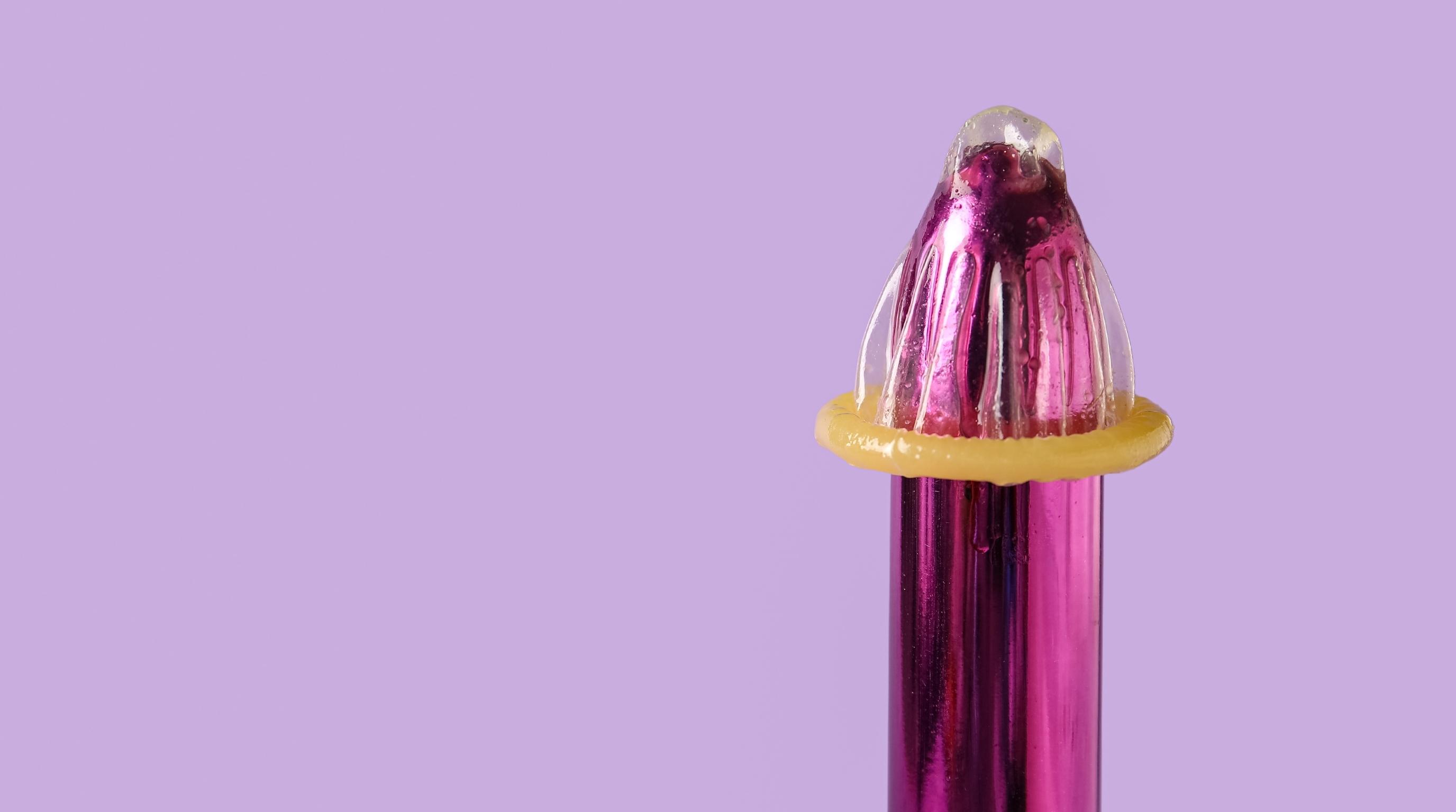 Condom Slipped Off During Sex: What to Do Next and Your Real STD Risk