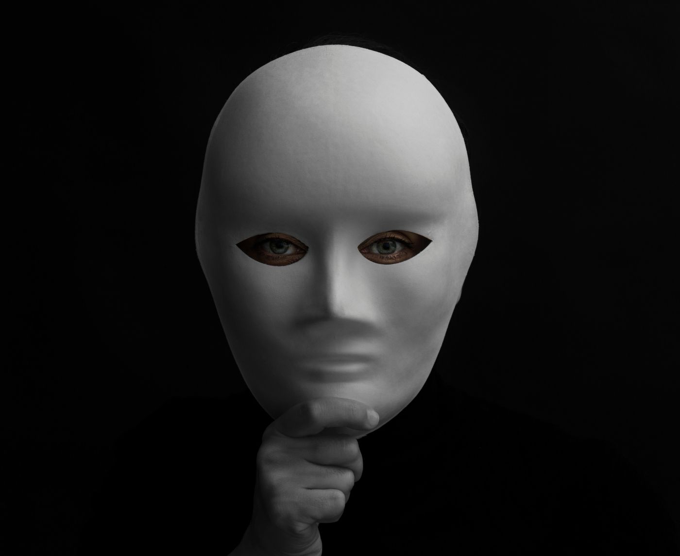 No Symptoms, Still Infected: How Chlamydia Hides in Plain Sight