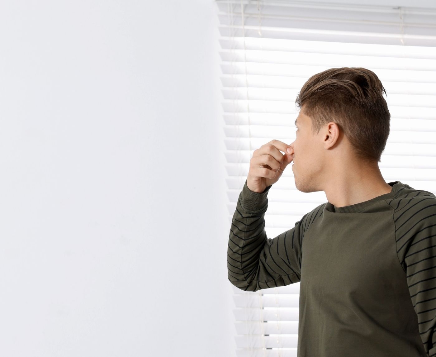 Strong Genital Odor in Men: Infection, Hygiene, or STD?